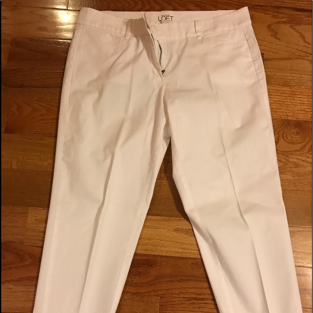 White crop pants